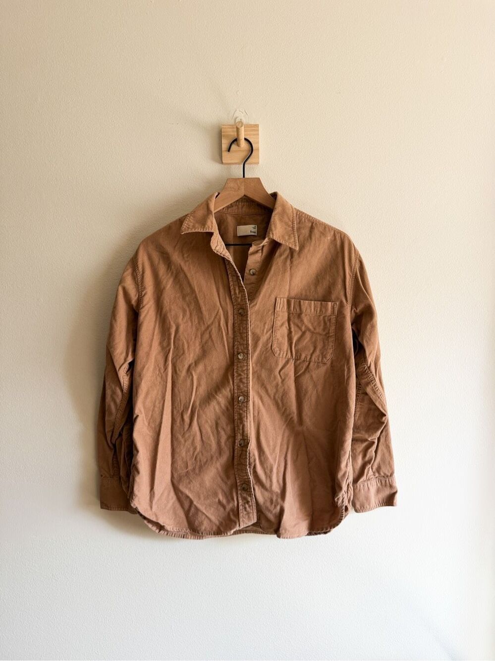 Aritzia Wilfred Free 100% Cotton Corduroy Button Down Size XS